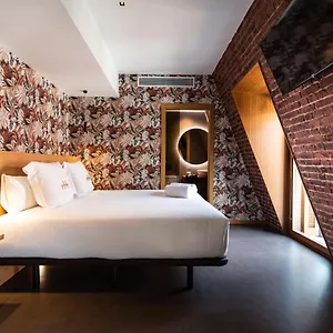 Otel Atari